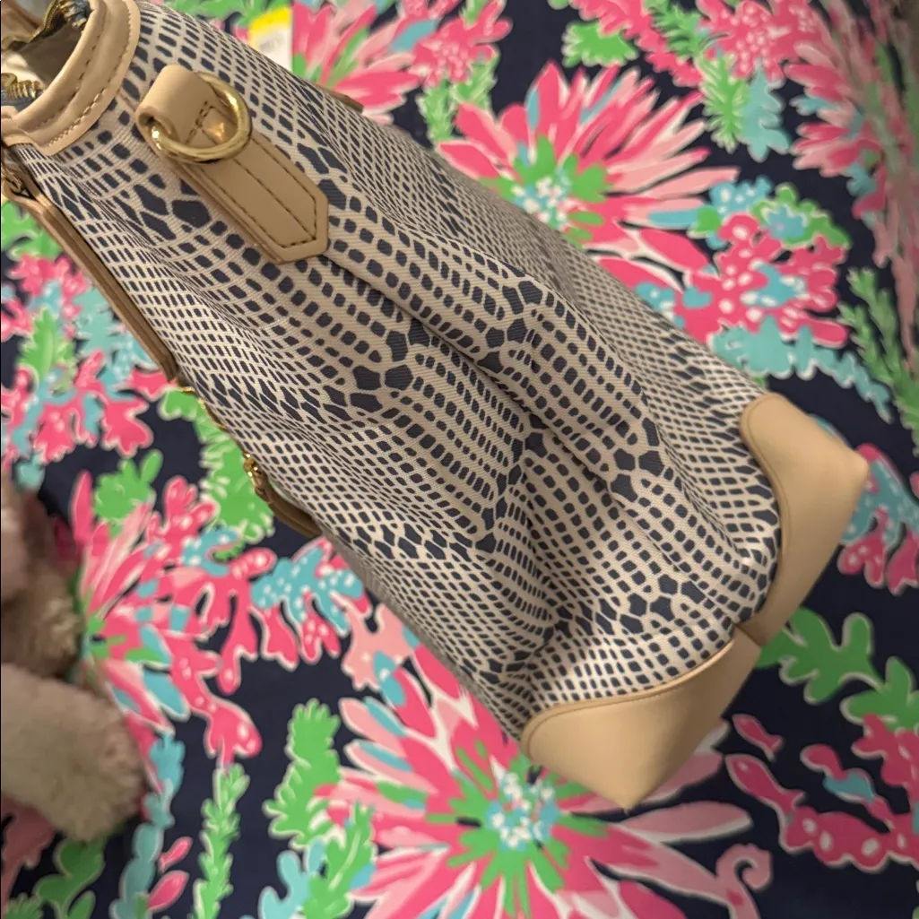 Spartina 449  Navy and Cream Tote - Image 7