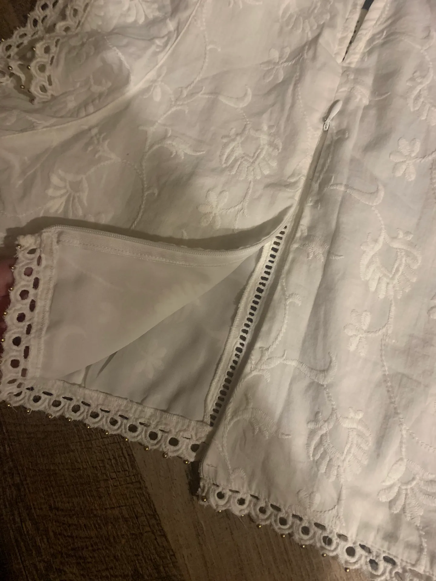 ZARA Pretty White Embroidered Top - Image 4