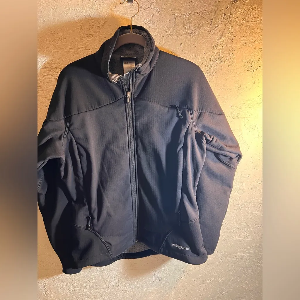 Patagonia Women's Soft Shell Black Ski Jacket M
Full zip - Image 2