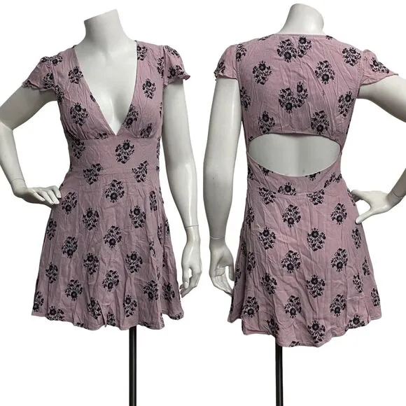 Sunday Best Women's Sz 4 Lilac Floral Print Mini Dress Cap Sleeve Keyhole Back - Image 2