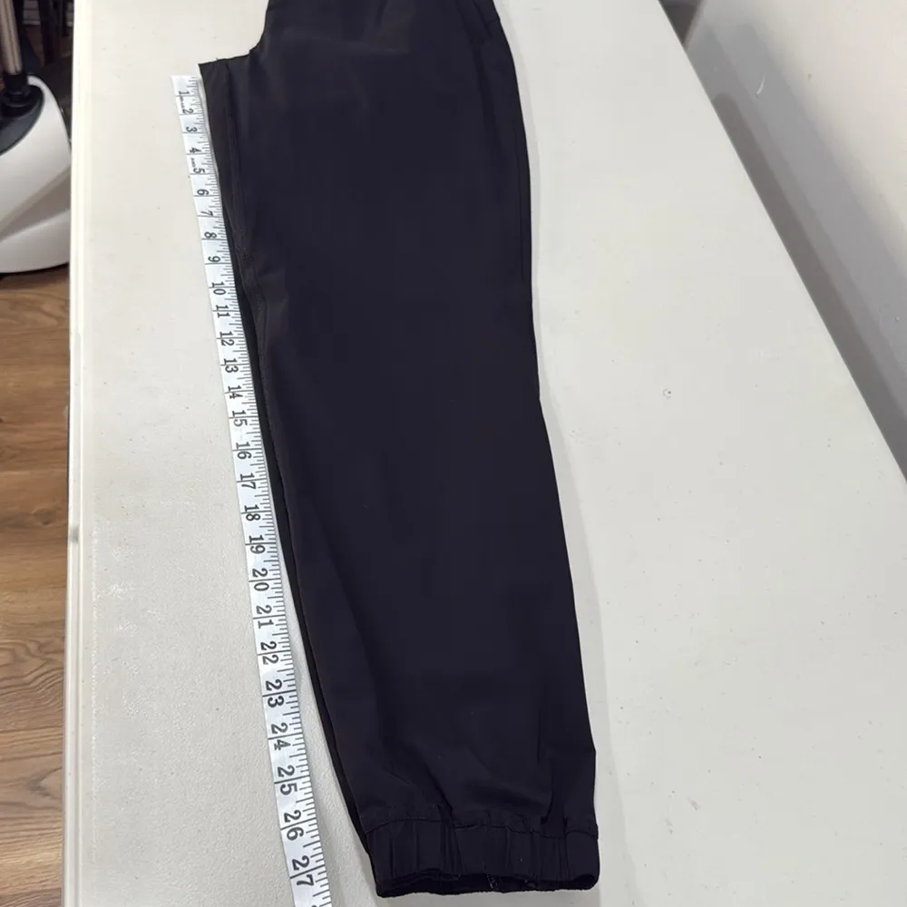 Lululemon Adapted State Black Jogger Size 8 EUC - Image 13