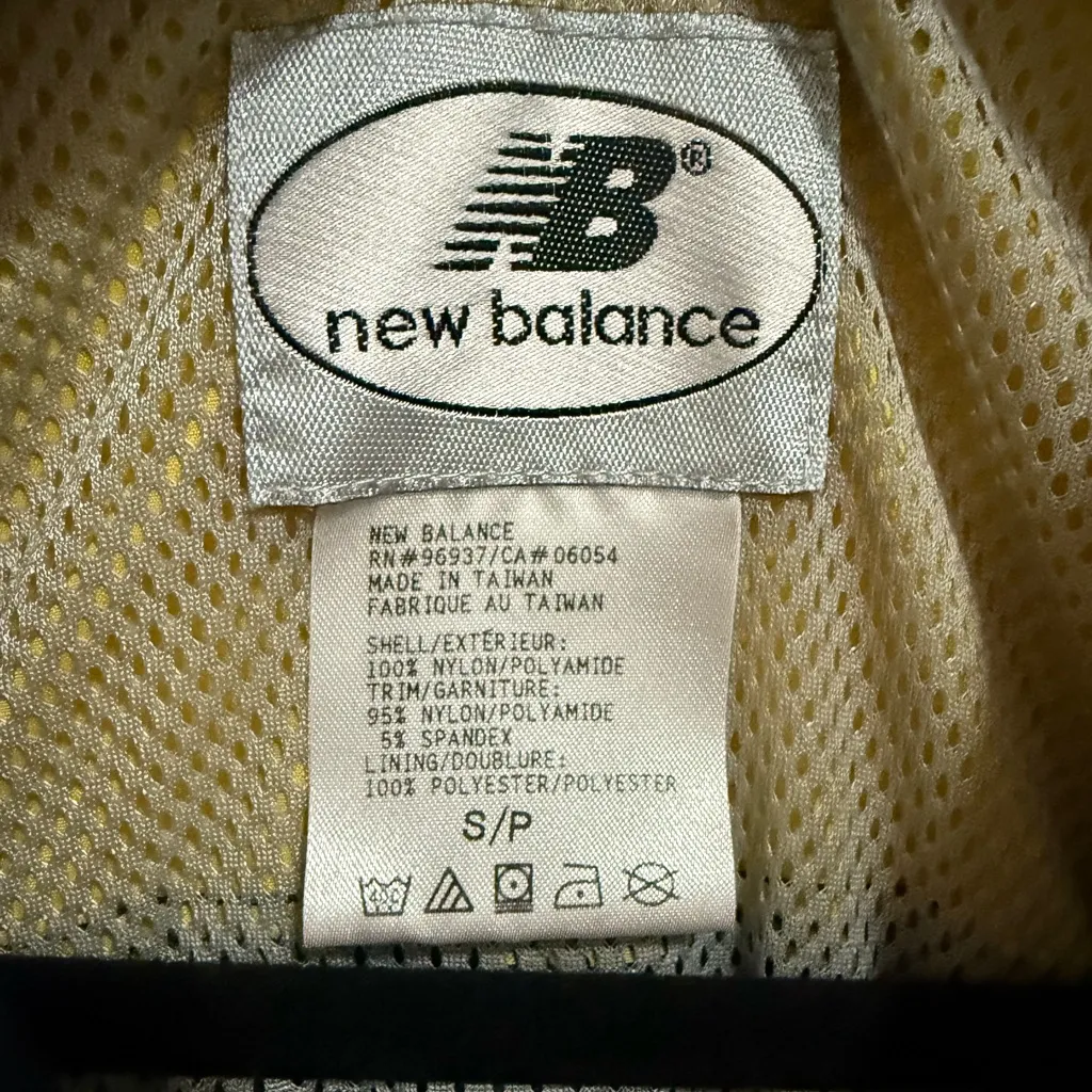 New Balance Vintage Windbreaker Track Jacket Size Small Blue Yellow Ripstop Zip - Image 8