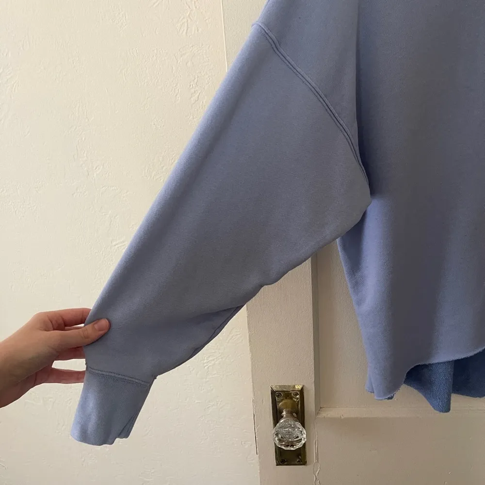 Aerie blue quarter zip oversized pullover size medium - Image 4