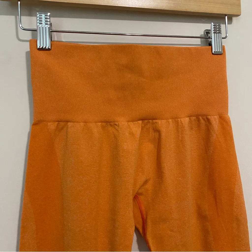 NVGTN Sunset Orange Contour Seamless Leggings size Small - Image 4