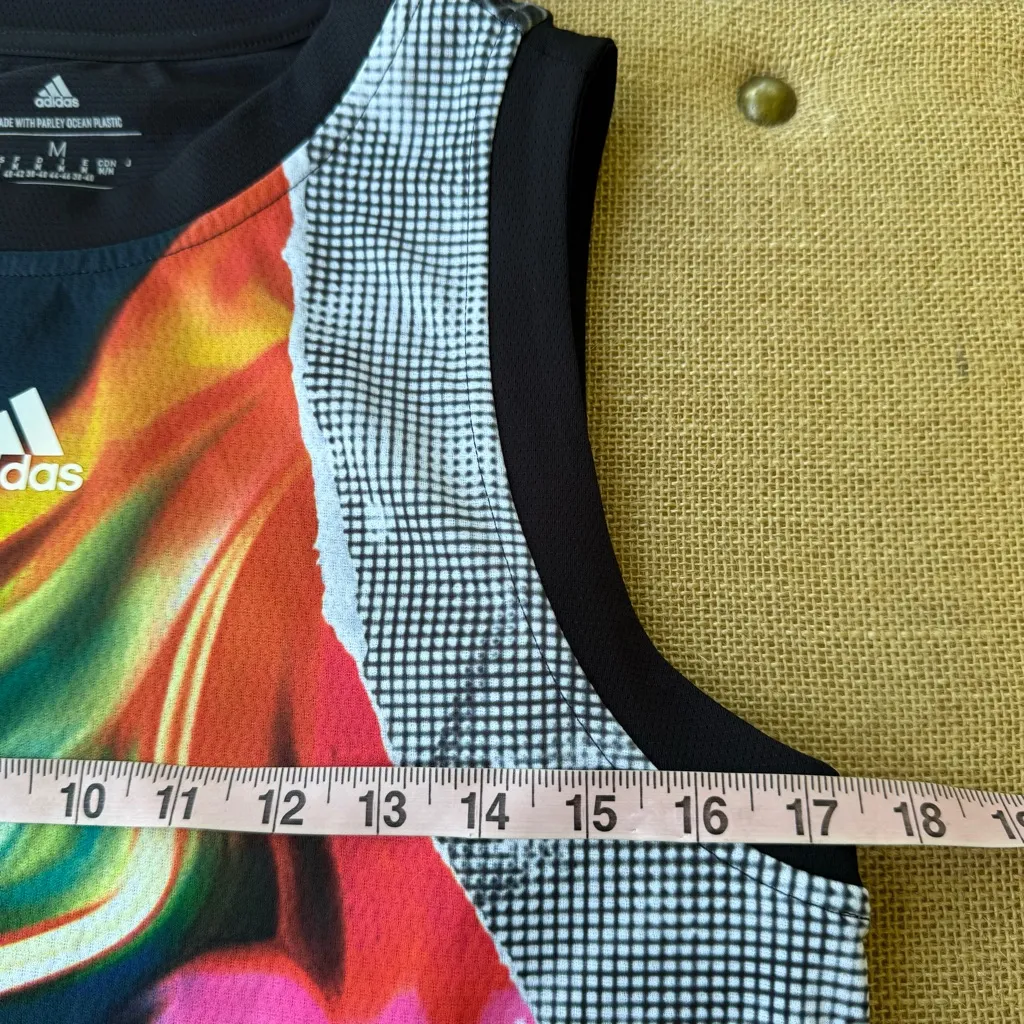 Adidas Women’s Tennis Colorful Graphic US Series Tank Top Medium - Image 5