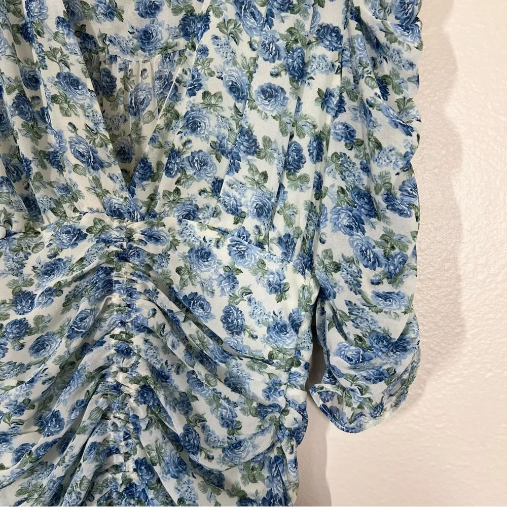 Mable Blue Floral Ruched Bodycon Mini Dress - Image 4