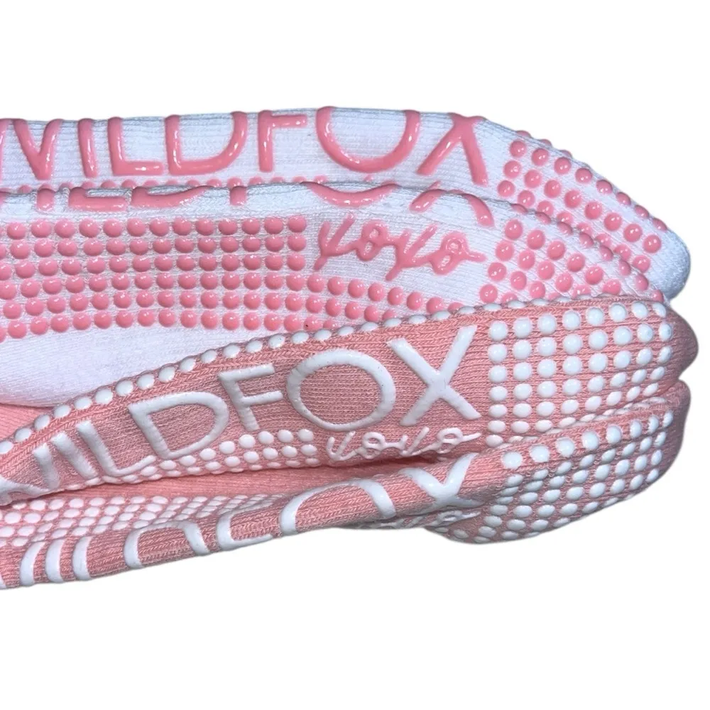 WILDFOX 2-Pack Mid-Crew Retro Stripe Grip Socks - Image 6