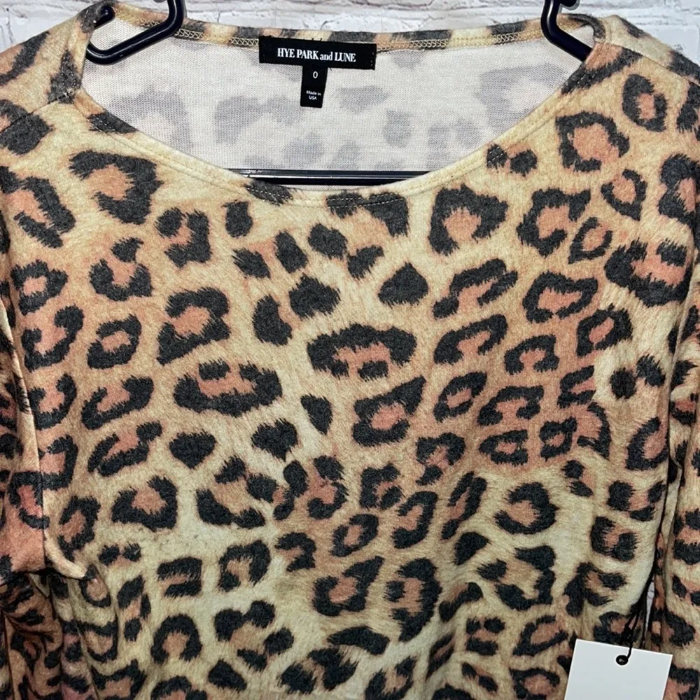 NEW Hye Park and Lune SOFT Cheetah Top size 0 - Image 5