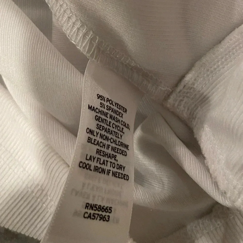 Melrose and Market White Ribbed Puff Sleeve Twist Front Stretch Crop Top Size S - Image 10