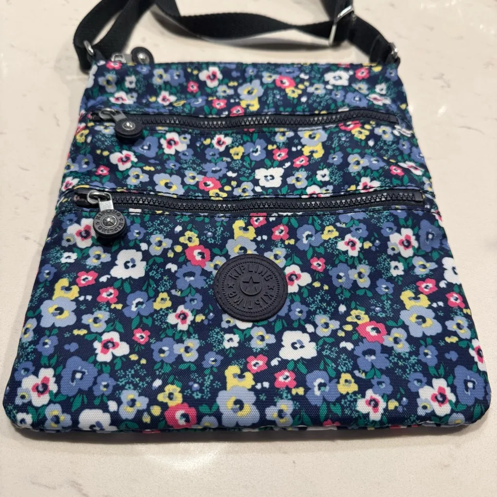 Kipling Keiko Bustling Petals Floral Print Crossbody Bag - Image 3