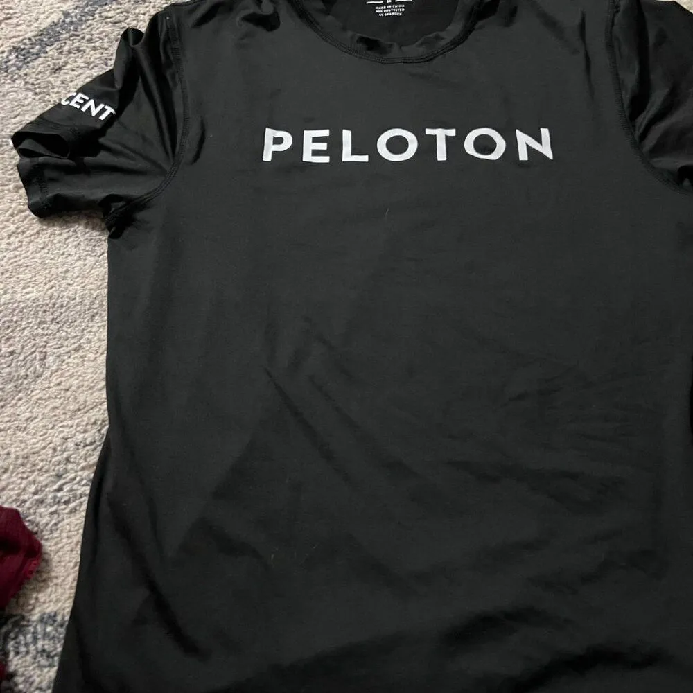 Peloton medium black top - Image 4
