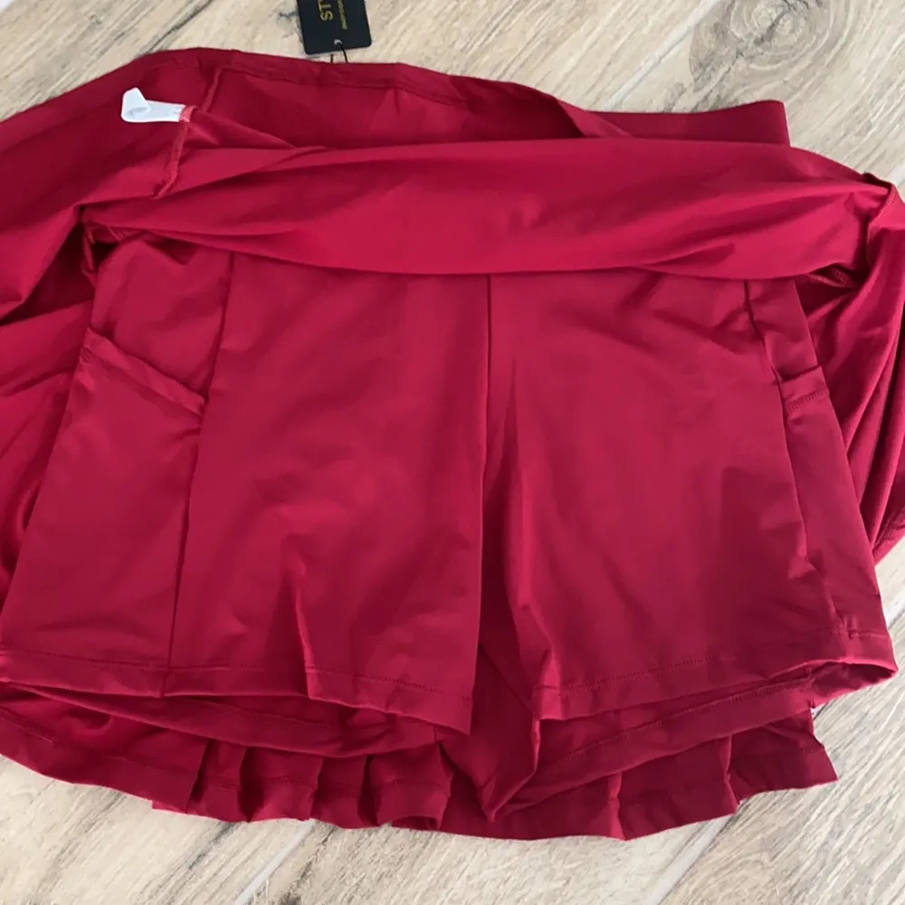 Tennis skirt Size L - Image 3