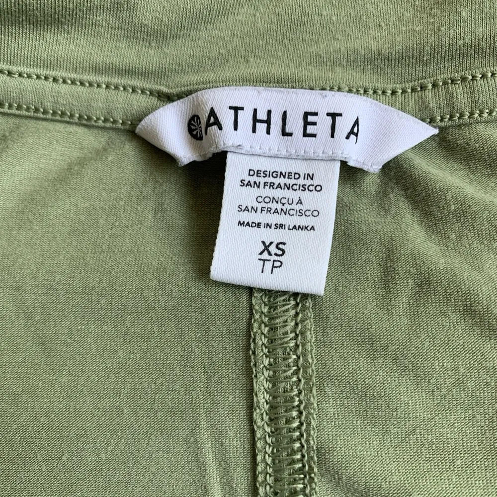 Inspire size XS sage green tunic sleeveless shirt - Image 3