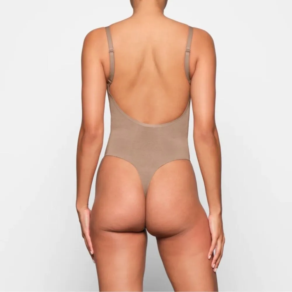 NEW Skims Sheer Sculpt Thong Bodysuit in Sienna Medium - Image 3