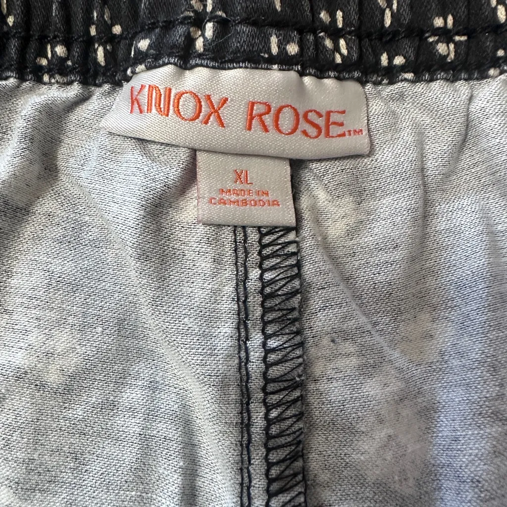 Knox Rose High Rise Relaxed Fit Pull On Shorts; Black Paisley; size XL - Image 5