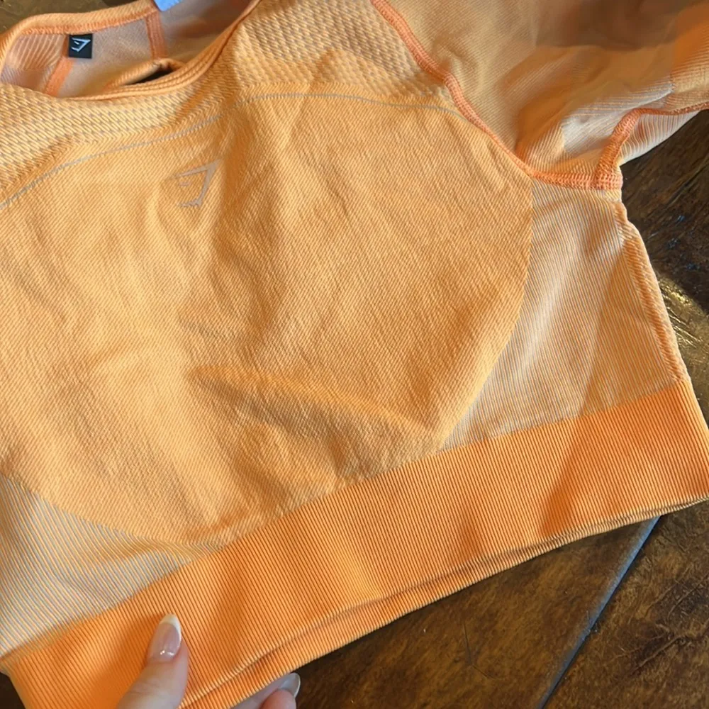 GYMSHARK- neon orange workout top - Image 5