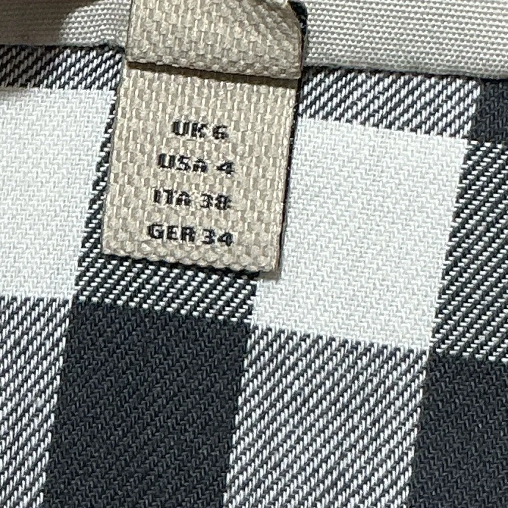 Authentic BURBERRY London Marystow Trench Coat  6 17” p2p Honey/Beige $1,995 EUC - Image 4