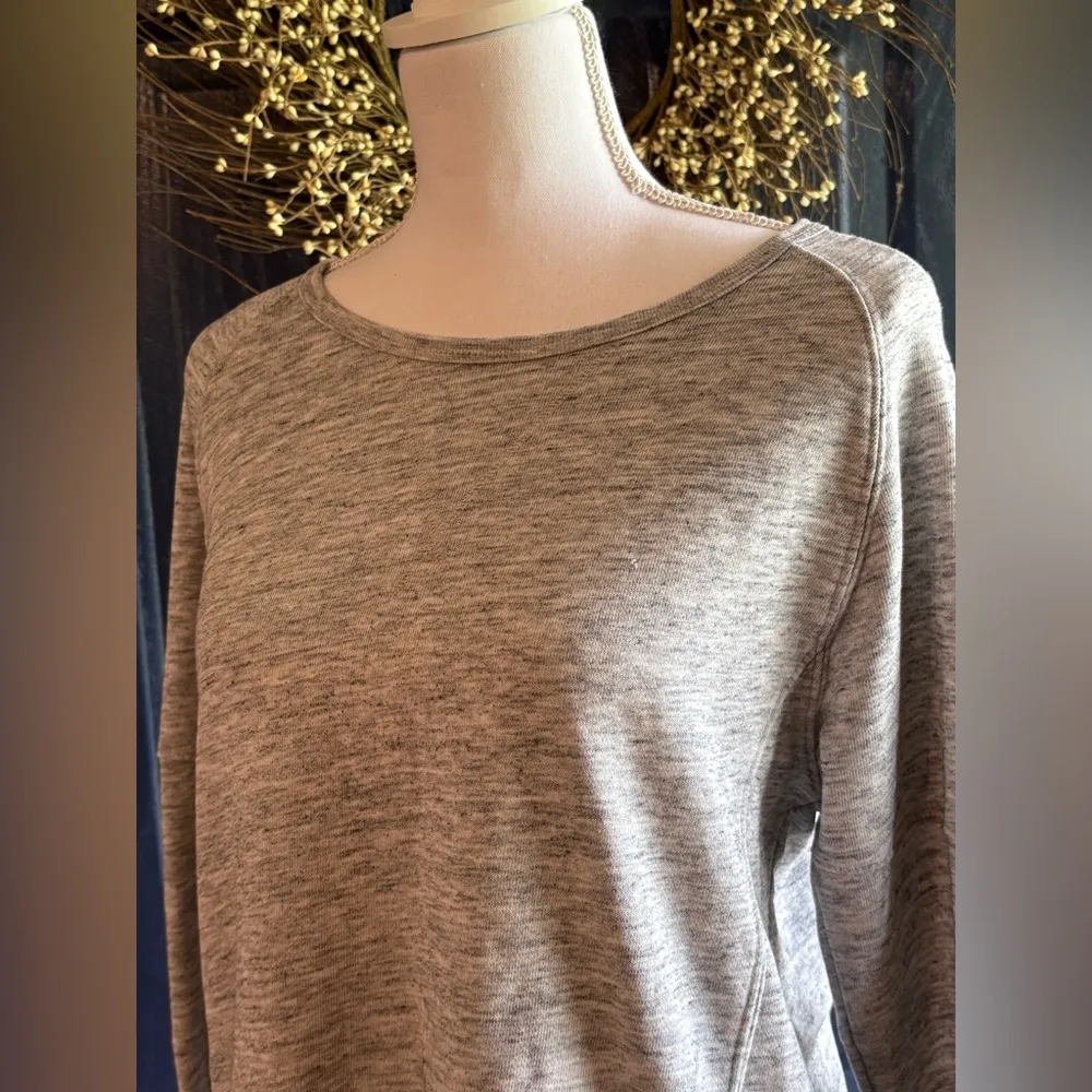 Madewell Heather Gray Knit Top size Small - Image 2