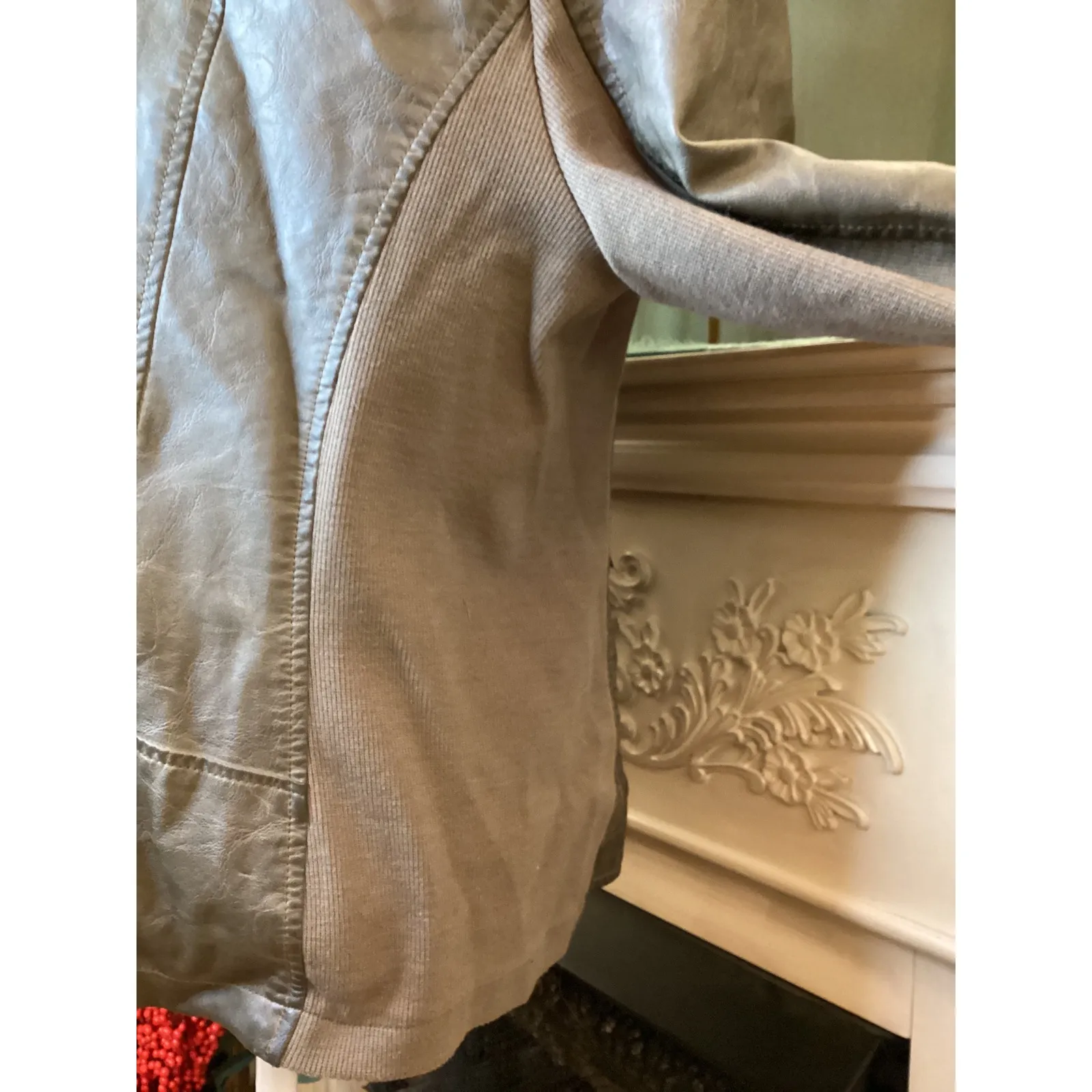 Sebby Collection Faux Leather Moto Jacket XL Grey/Olive Asymmetrical Zip Style Size undefined - Image 3