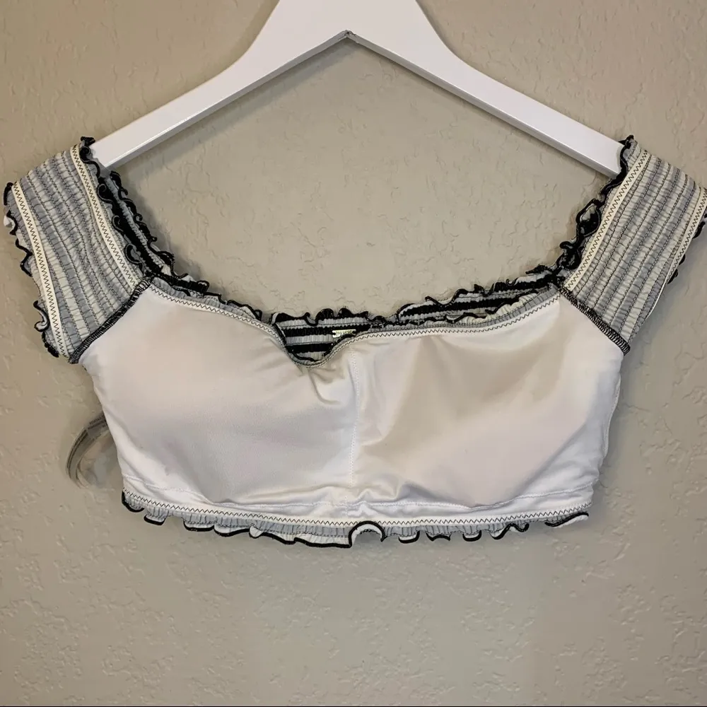 PINK Victoria’s Secret Striped Ruffle Hem Off Shoulder Swim Top Size S - Image 7