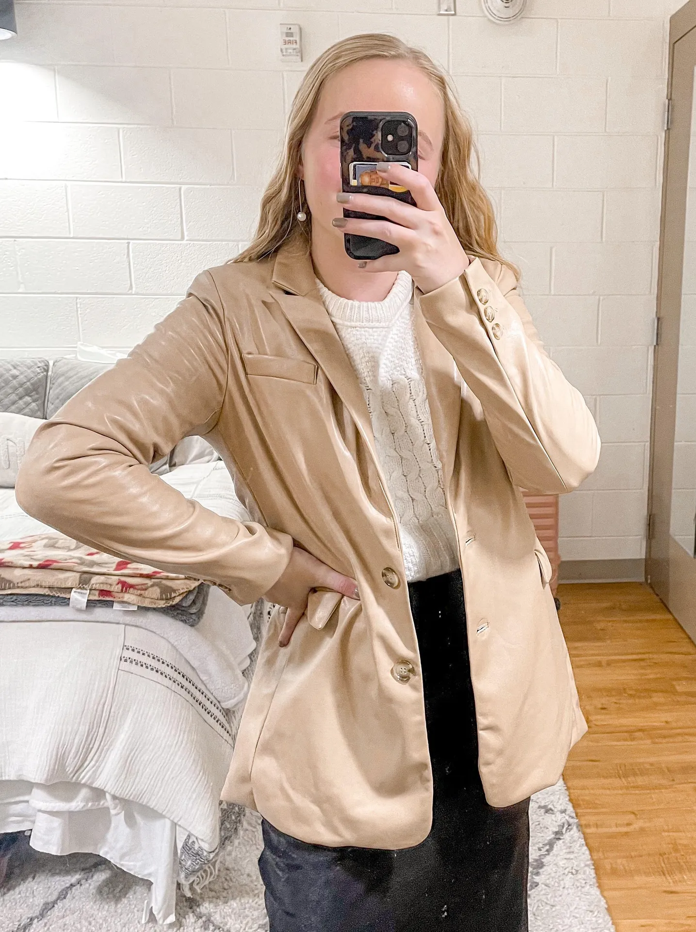 NWT  Leather Faux Tan Beige Blazer Coat Jacket Blogger Pinterest Fav Cream - Image 2