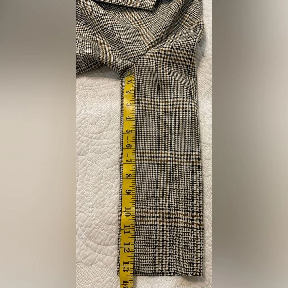 ZARA Cropped Blazer. Cream,Tan, Brown Plaid. One Inside Pocket For Great… - Image 8