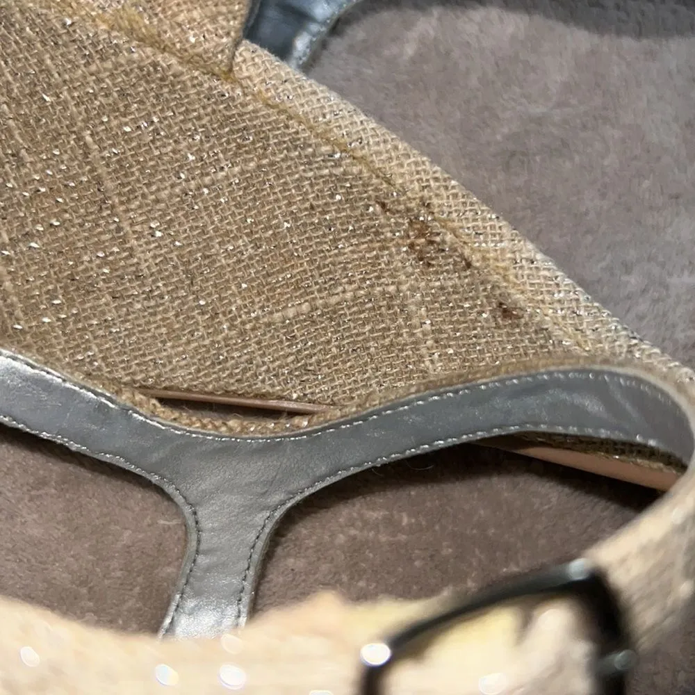 ✨Gold Nude Wedge Sandals✨ - Image 4