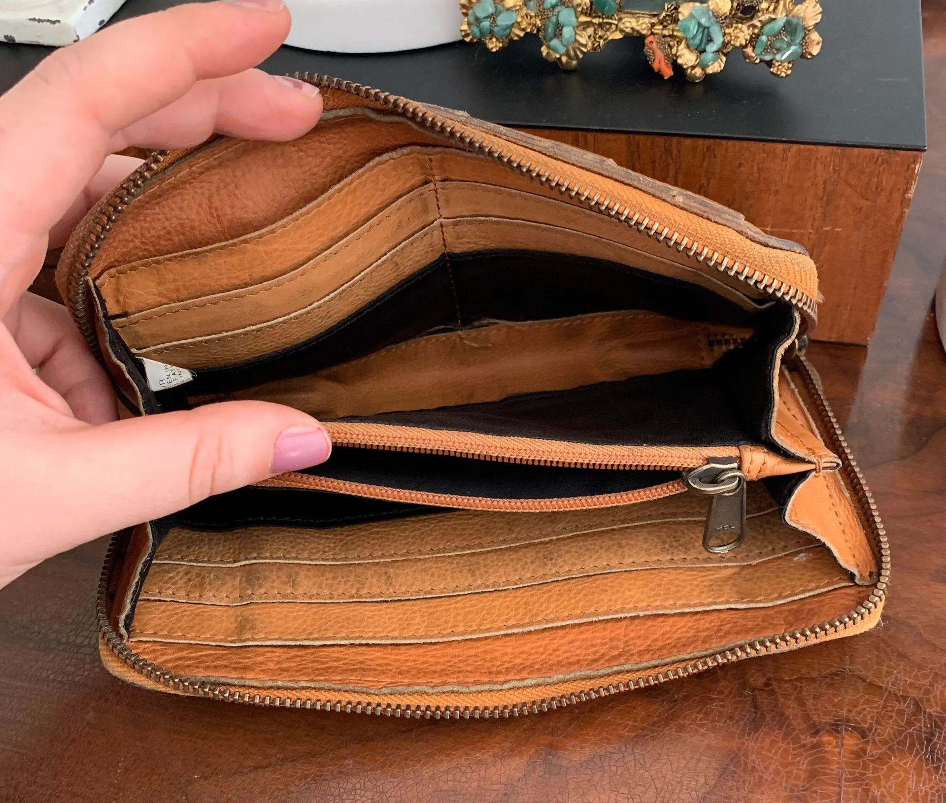 Genuine Tan Leather Wallet  - Image 4