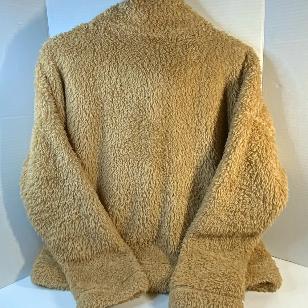 Tommy Hilfiger 1/2 zip light brown fleece size small/petite. - Image 2