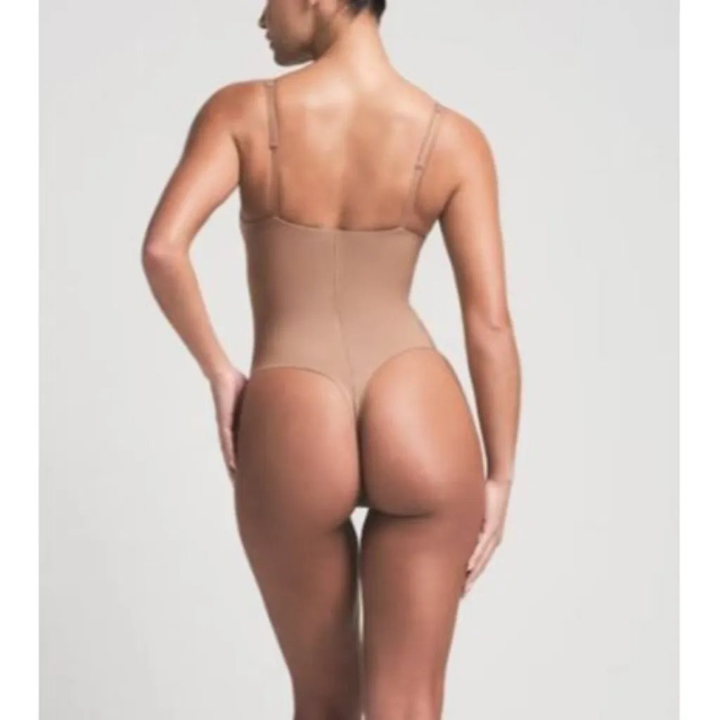 $144 NWT SKIMS ULTIMATE BODY THONG BODYSUIT SIENNA L - Image 2