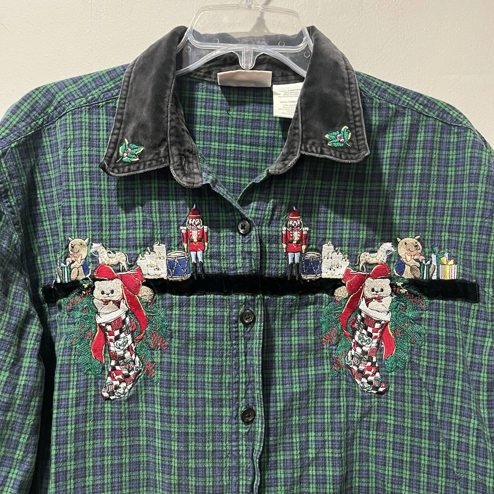 Vintage Faded Glory Christmas plaid Button Up Size 14W Embroidered Velvet Collar - Image 4