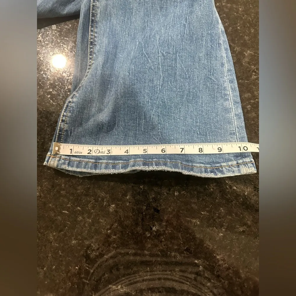 Altar'd State pin tuck waist button fly Classic Blue Flared Women's Jeans Sz 26 - Image 9