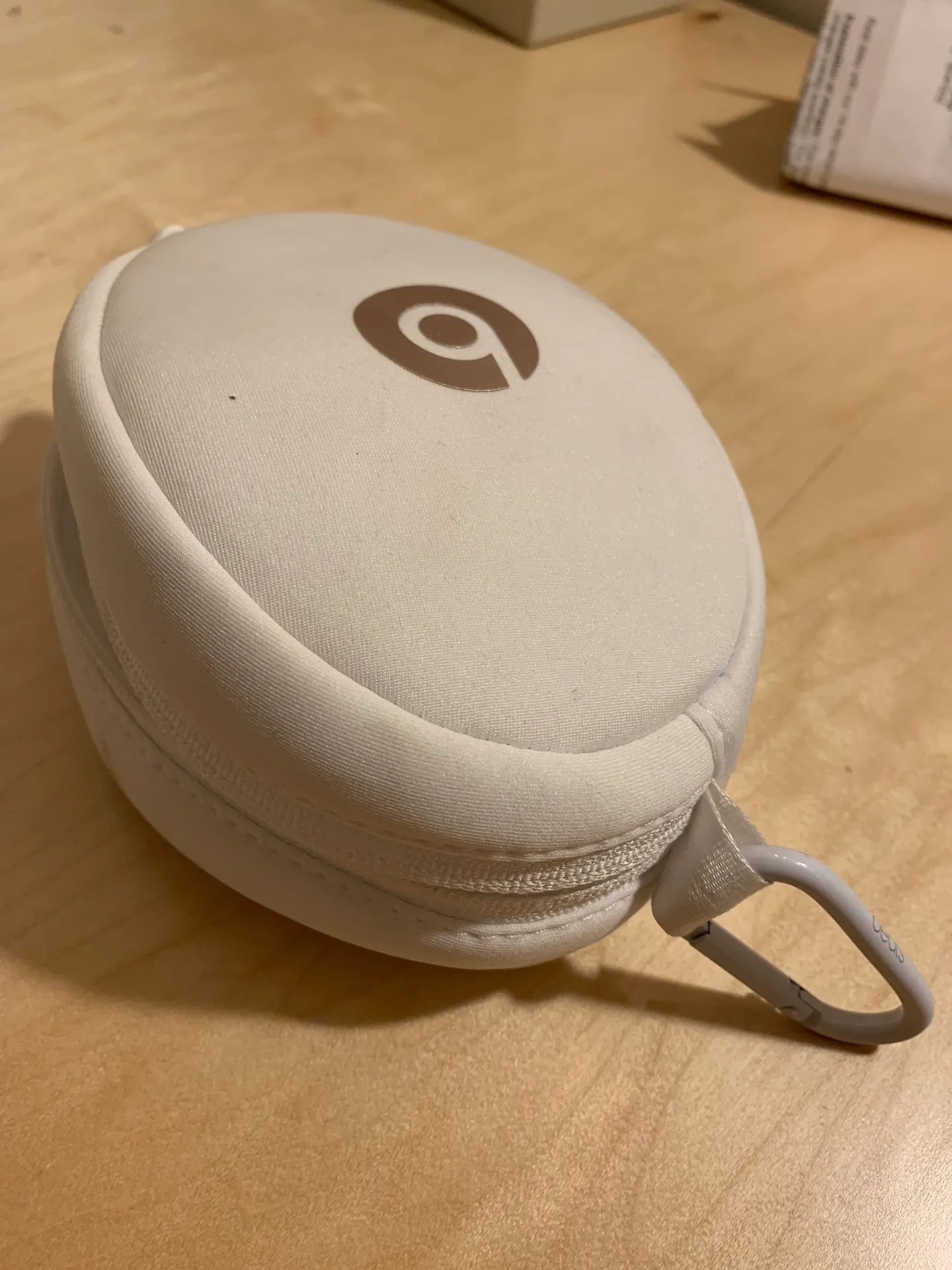 Beats by Dr. Dre Solo Wireless Rose Gold - Image 7