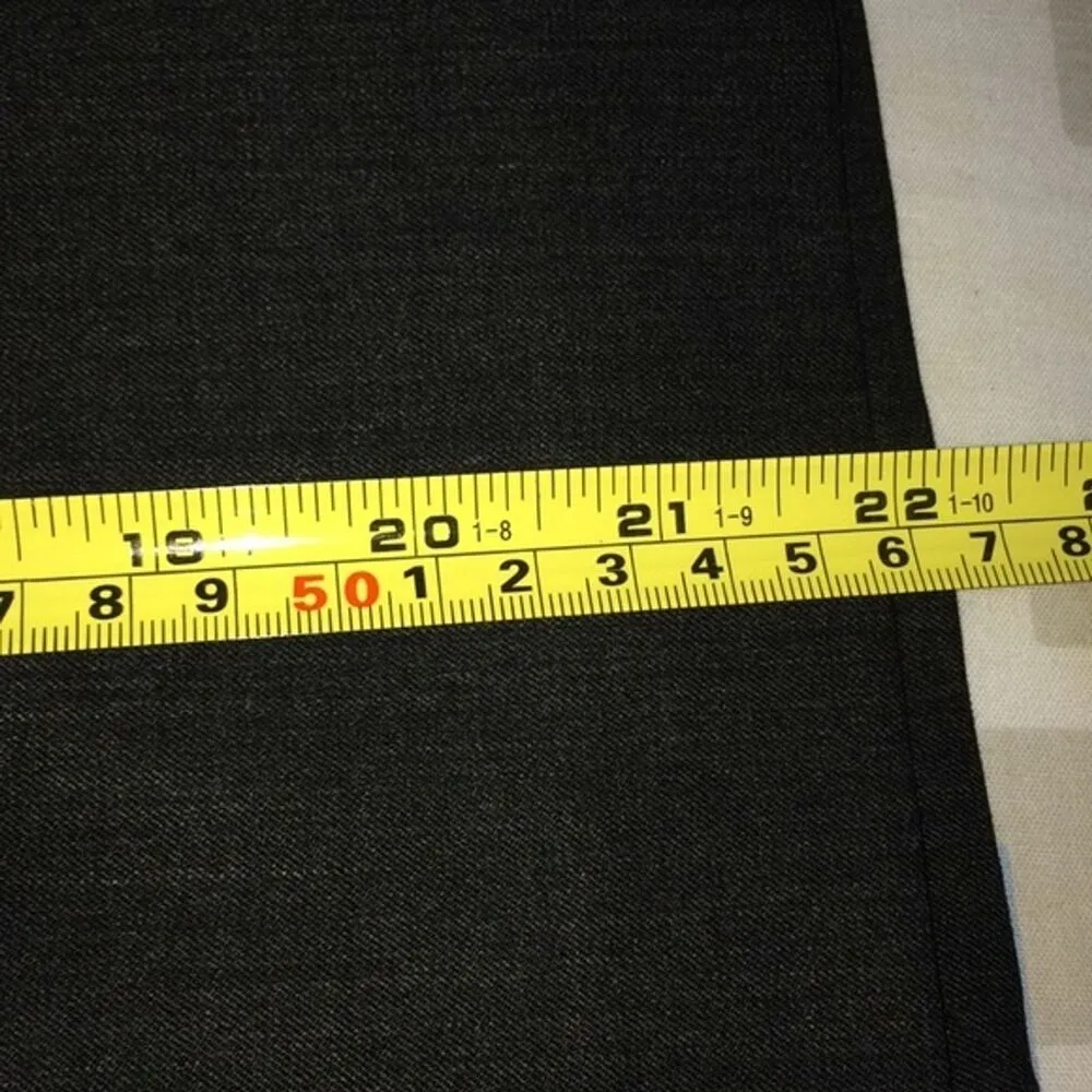 Lafayette 148 Dark Gray Virgin Wool Pencil Skirt Size 2P Academia Minimalist - Image 8