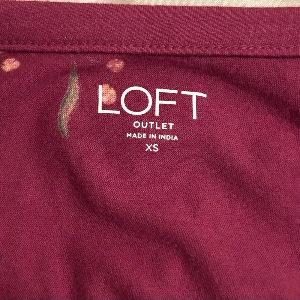 Ann Taylor LOFT Outlet Women XS Fuschia Long Sleeve Button Henley Floral Top - Image 3