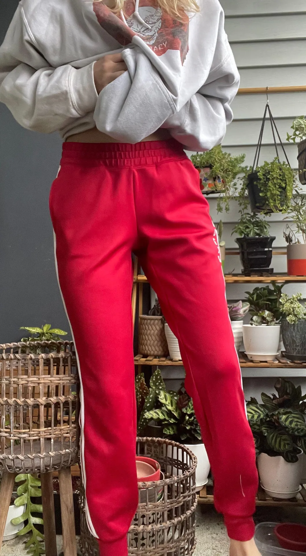 red  track pants - Image 4