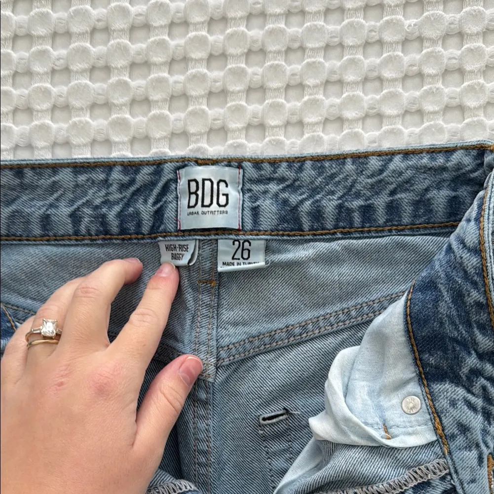 BDG High Rise Baggy Distressed Acid-Wash Jeans - Image 4