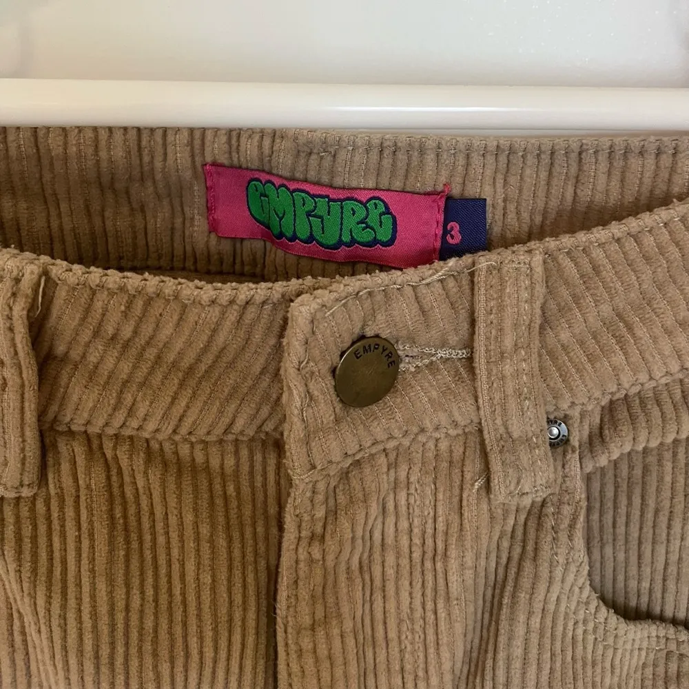 Empyre Tori 90s Skate Pants - Image 5