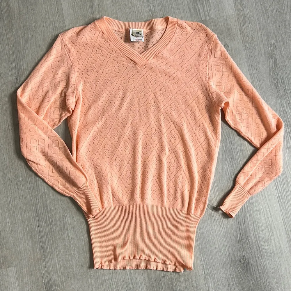 Cabelas • made in England pointelle vneck sweater - Image 97