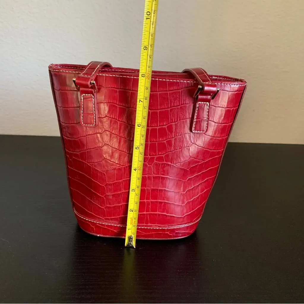 Vintage Cherry Red Faux Croc Shoulder Bag - Image 6