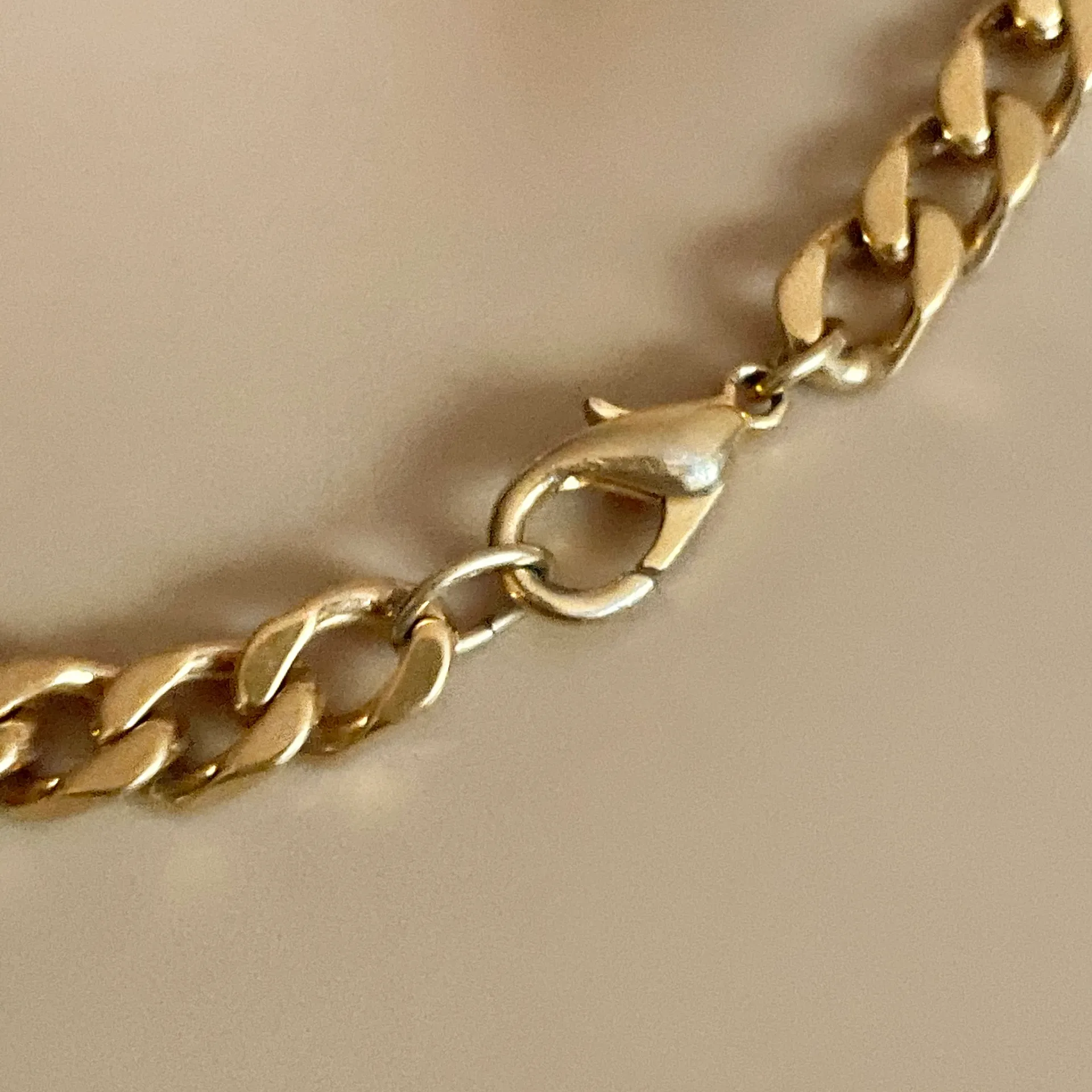 Vintage Curb Chain Necklace Gold - Image 3