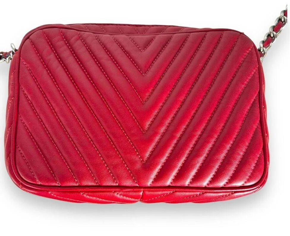 MICHAEL KORS Cherry Red Susannah Lock Messenger Crossbody Bag Purse ChevronQuilt - Image 3