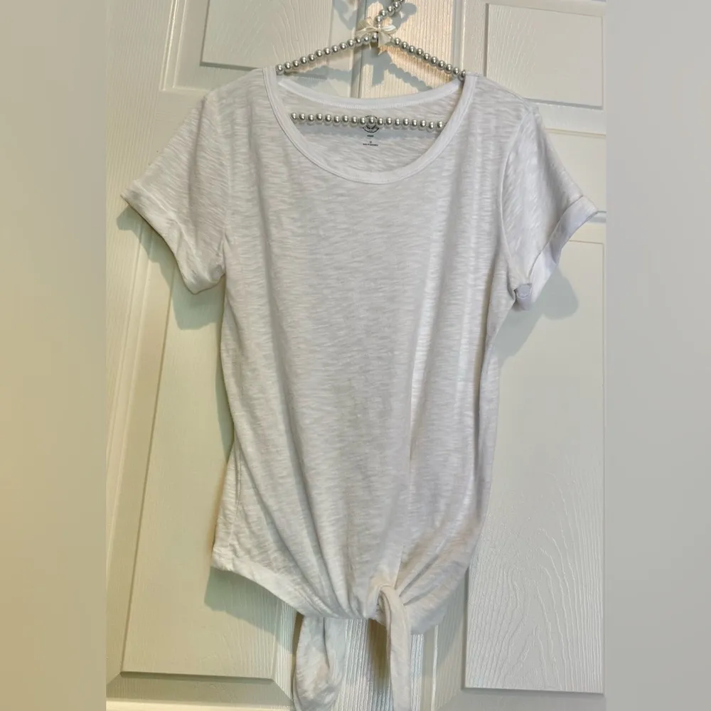 Women’s white SO short sleeve top t-shirt - tie @ waist - heathered - size Med - Image 4