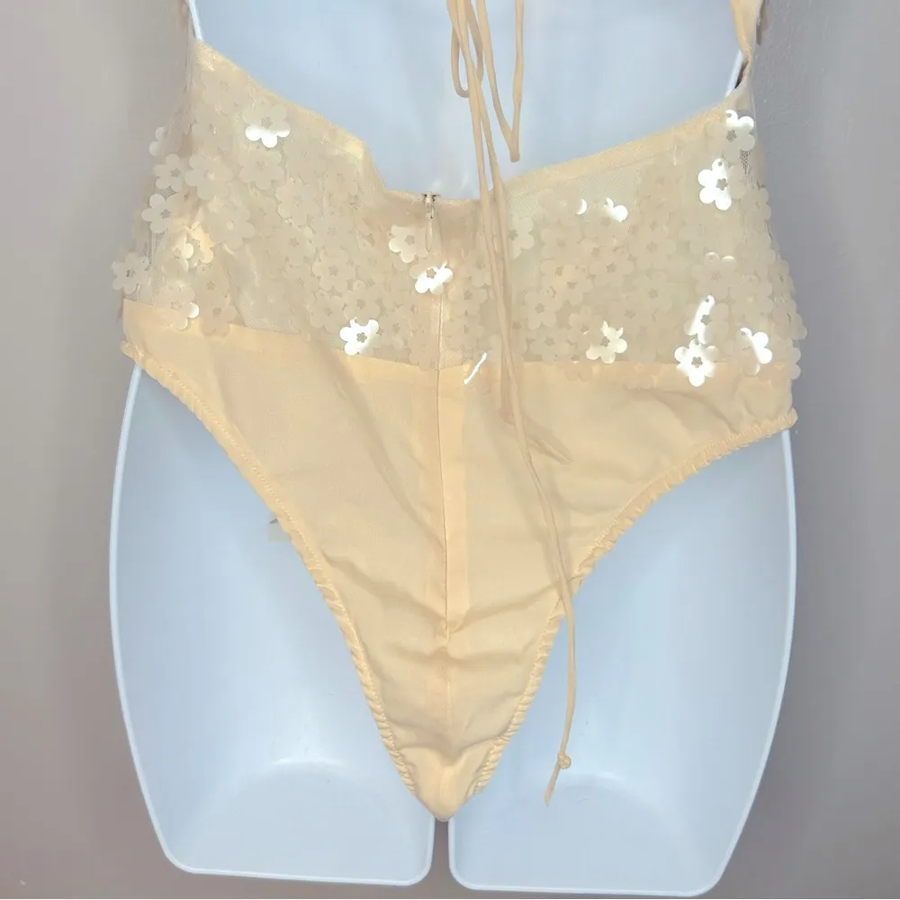 Cream Floral Sequined Bodysuit Size M NWT - Image 11
