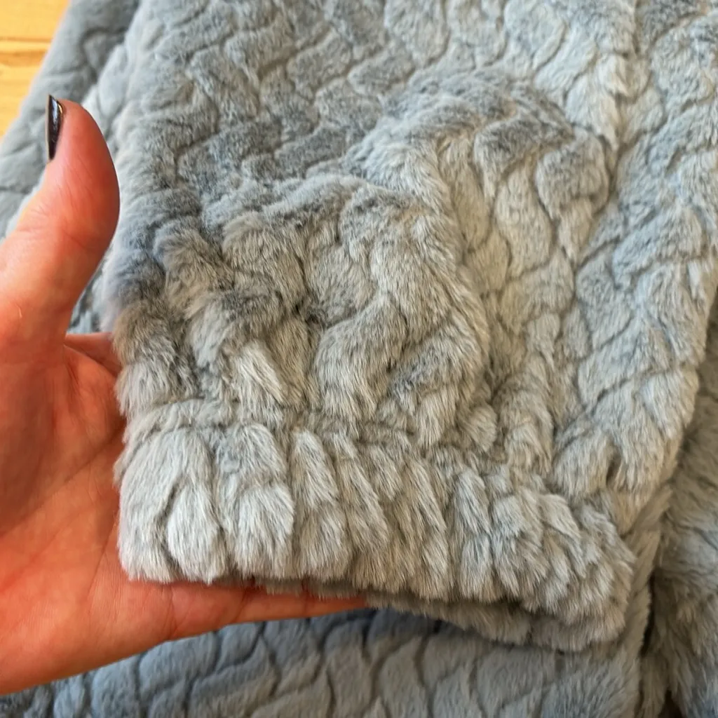 Crave Fame light blue soft fleece 2 piece jogger pants and crop jacket set - Image 14