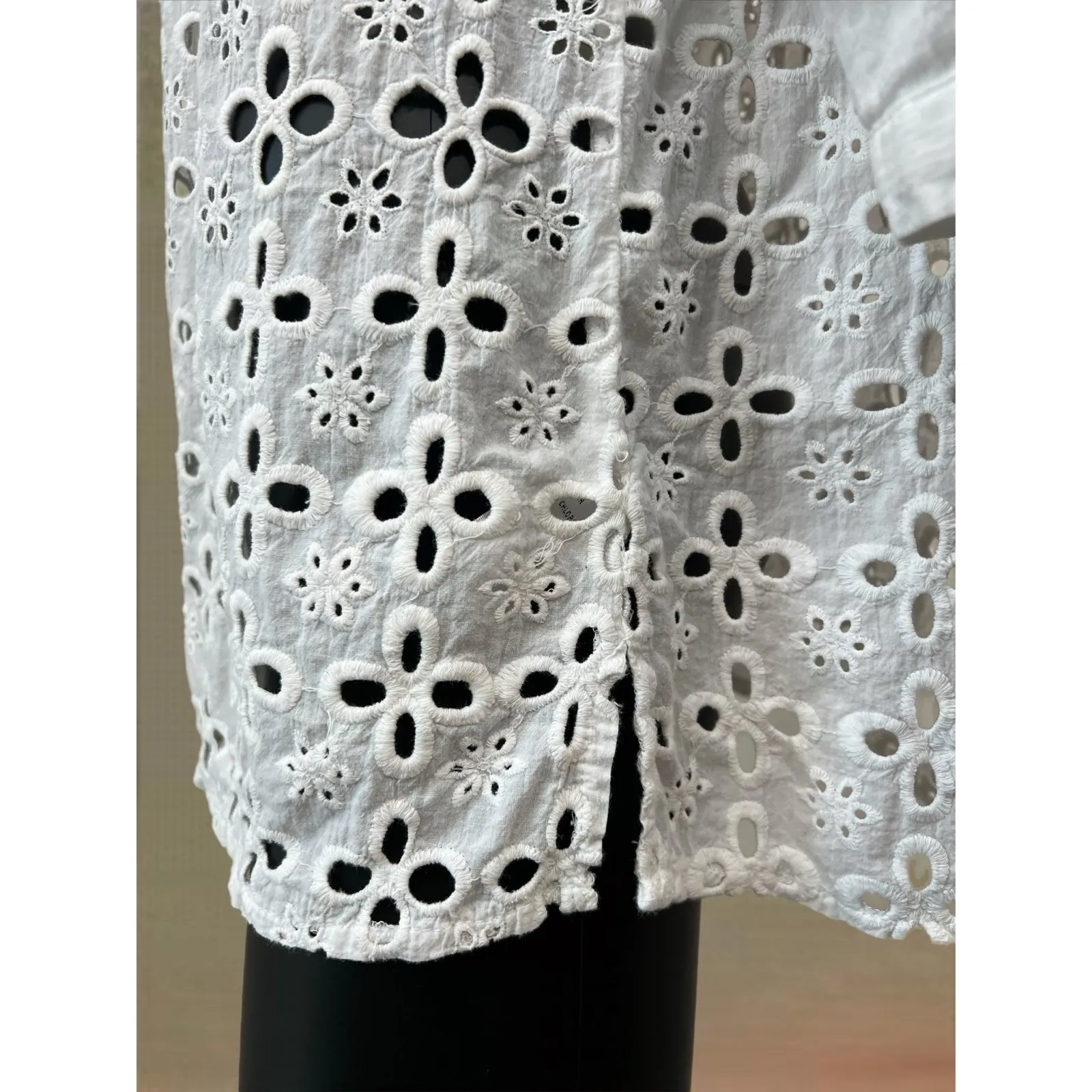 August Silk Shirt Top Blouse Button Down White Eyelet Roll Tab Sleeve XL cotton - Image 4