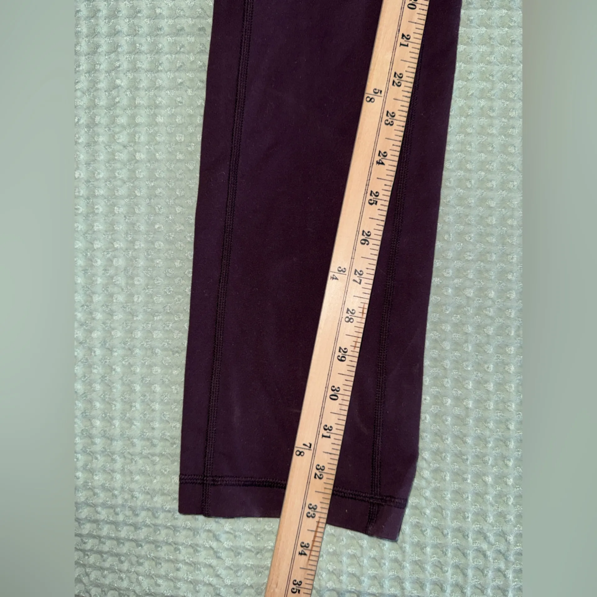 Lululemon straight leg leggings long size M - Image 2