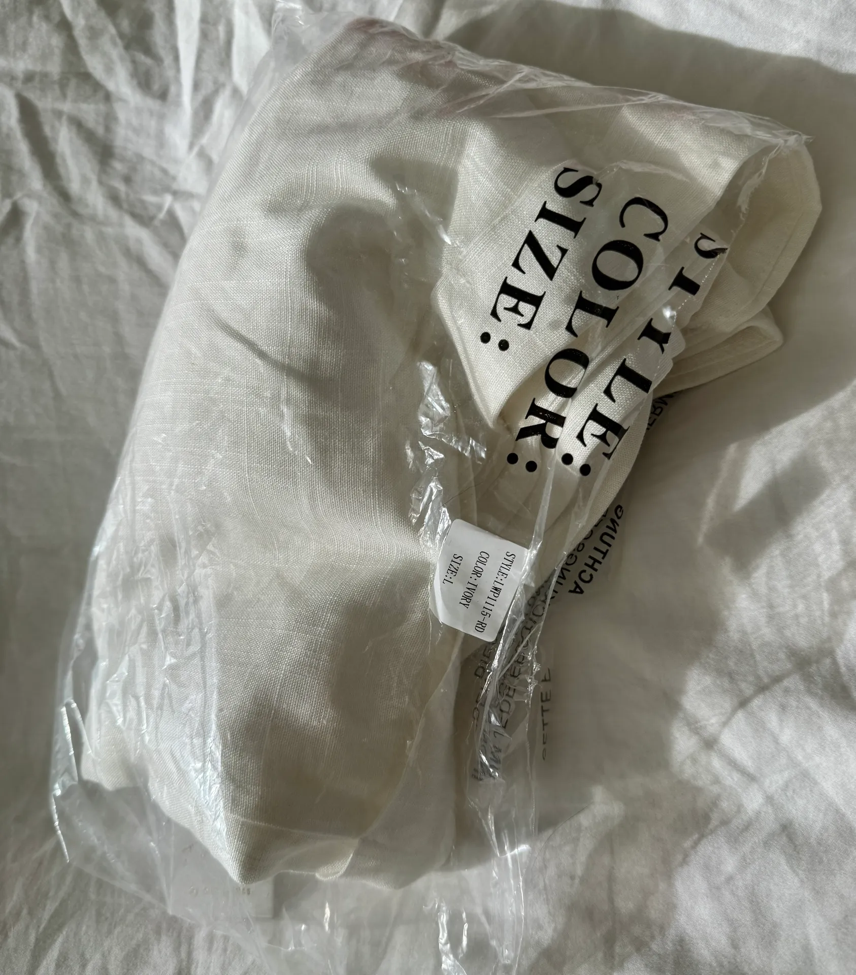 NWT ivory linen shorts- L - Image 8