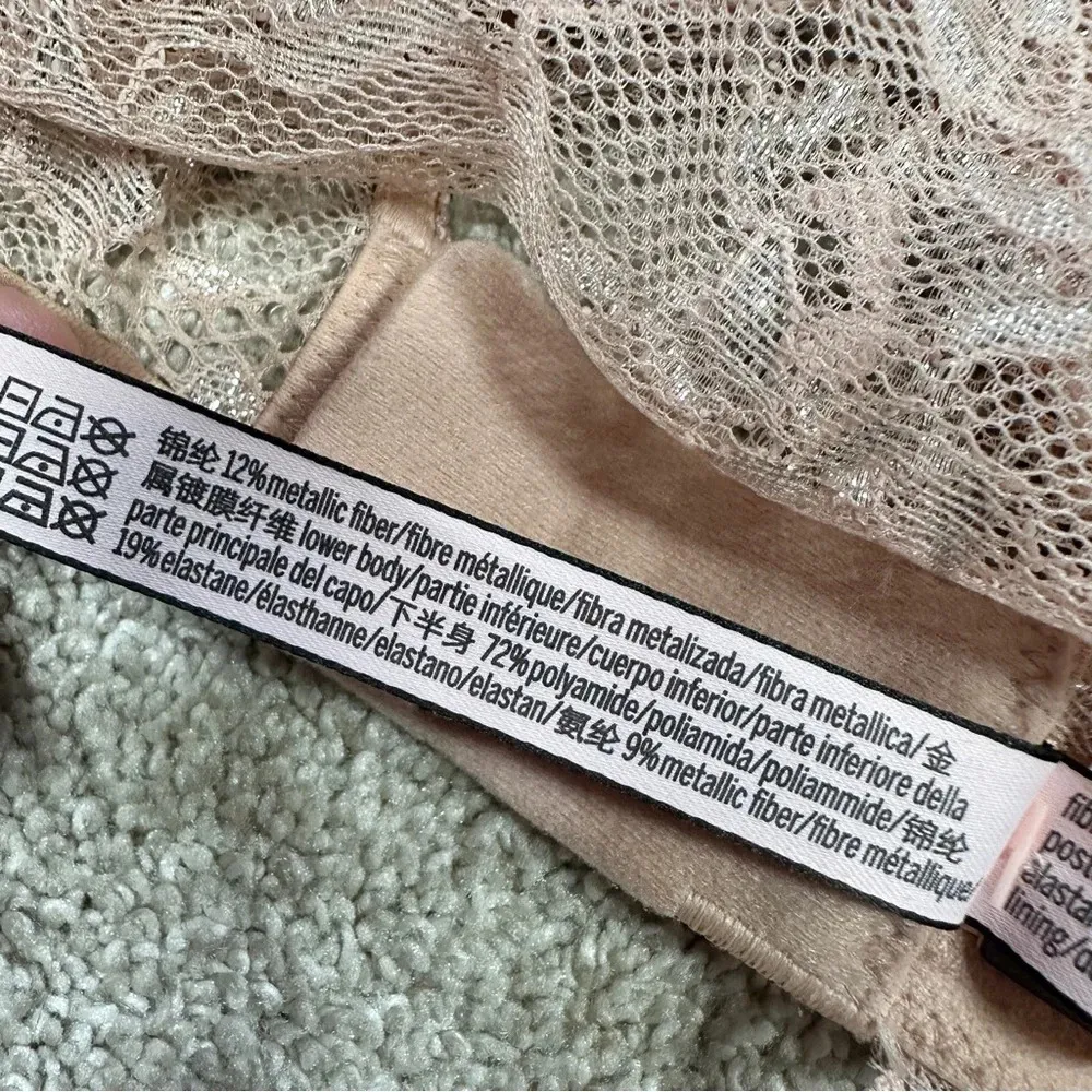 NWT Victoria’s Secret Dream Angels Allure Shimmer Long Sleeve Bra Top Lace XL - Image 14