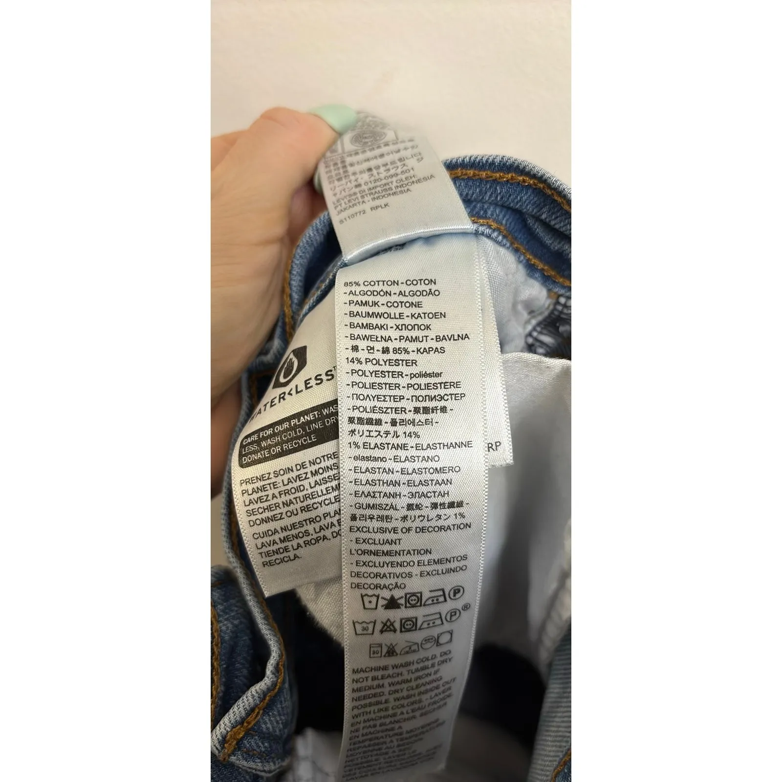 Levi's Jeans Womens 26 Blue Wedgie Straight Leg High Rise Button Fly Denim FLAW - Image 5